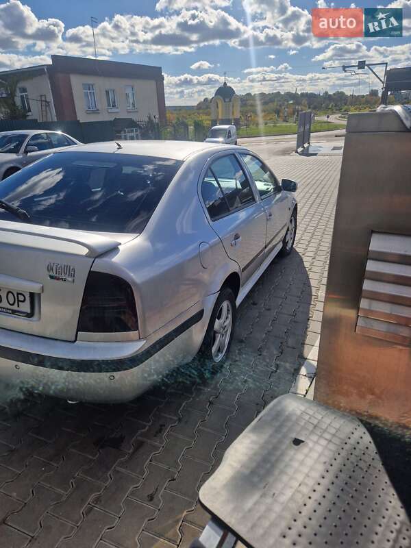 Лифтбек Skoda Octavia 2004 в Володарке фото 3 Лифтбек Skoda Octavia 2004 в Володарке