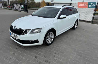 Универсал Skoda Octavia 2018 в Буче