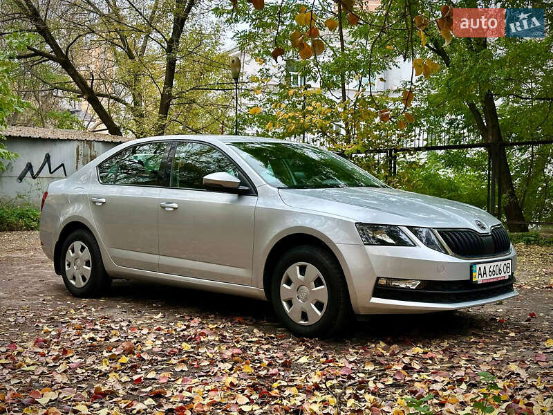 Лифтбек Skoda Octavia 2018 в Киеве