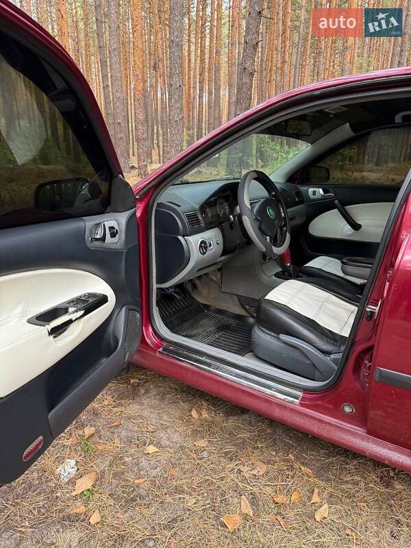 Лифтбек Skoda Octavia 1998 в Полтаве