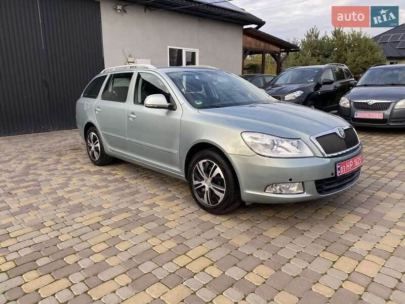 Універсал Skoda Octavia 2009 в Нововолинську