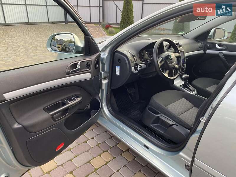 Універсал Skoda Octavia 2009 в Нововолинську