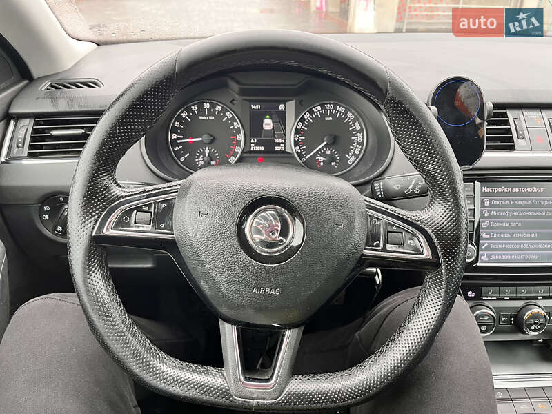 Универсал Skoda Octavia 2015 в Хусте