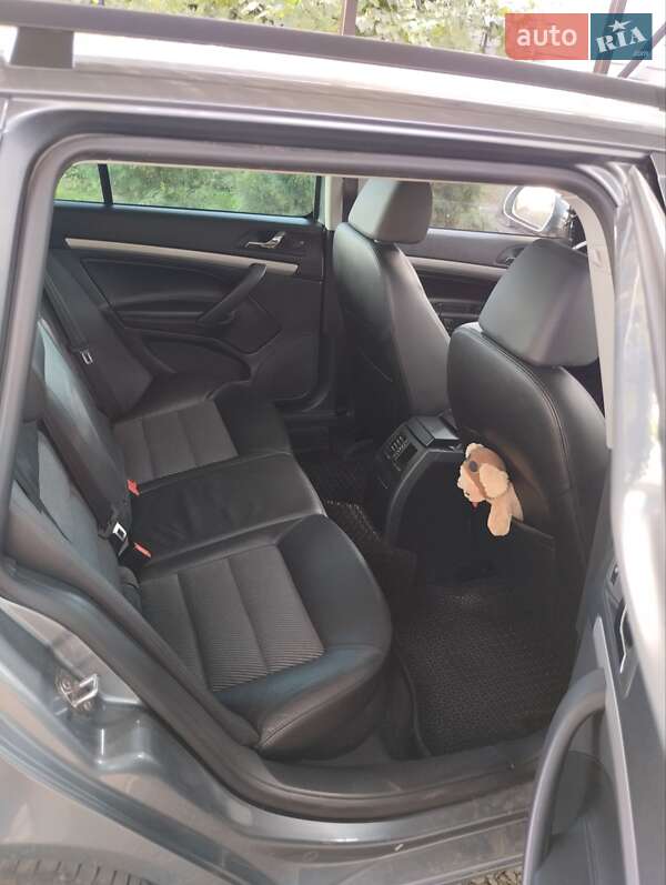 Универсал Skoda Octavia 2012 в Луцке фото 2 Универсал Skoda Octavia 2012 в Луцке