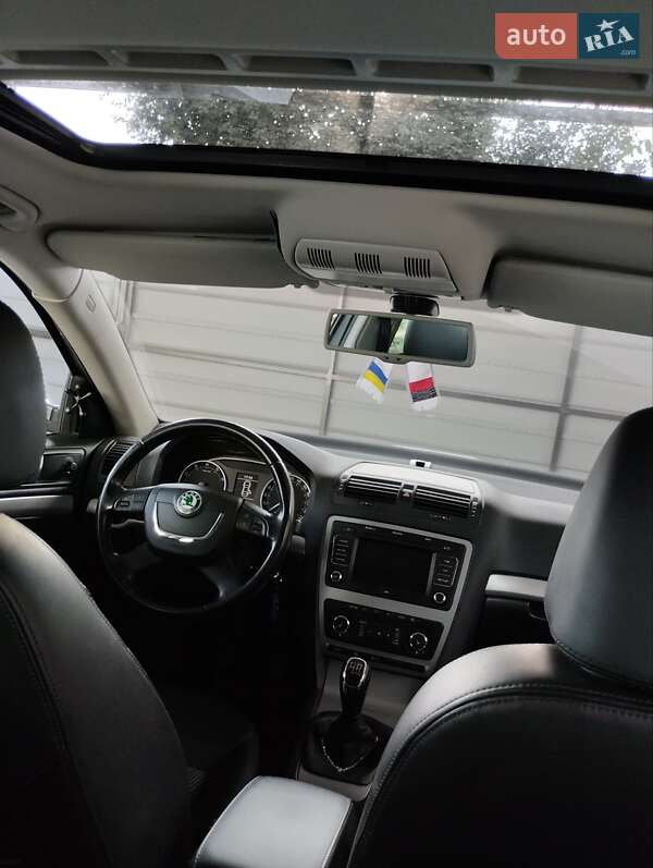 Универсал Skoda Octavia 2012 в Луцке фото 4 Универсал Skoda Octavia 2012 в Луцке