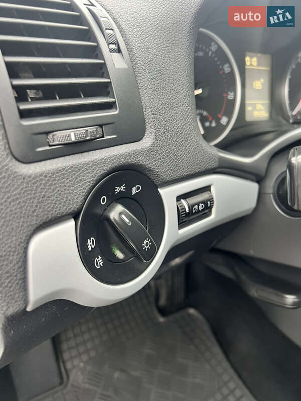 Лифтбек Skoda Octavia 2009 в Днепре фото 11 Лифтбек Skoda Octavia 2009 в Днепре
