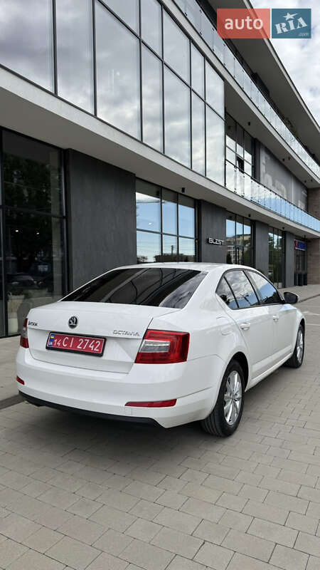 Лифтбек Skoda Octavia 2014 в Ужгороде