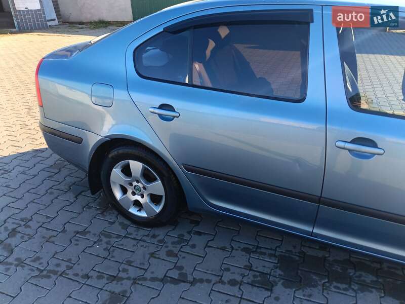 Ліфтбек Skoda Octavia 2008 в Сокалі