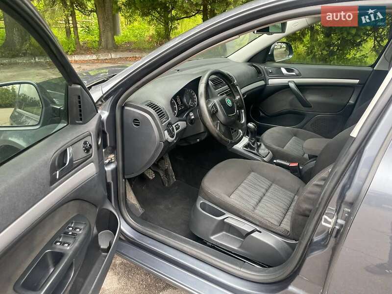 Универсал Skoda Octavia 2011 в Львове фото 8 Универсал Skoda Octavia 2011 в Львове