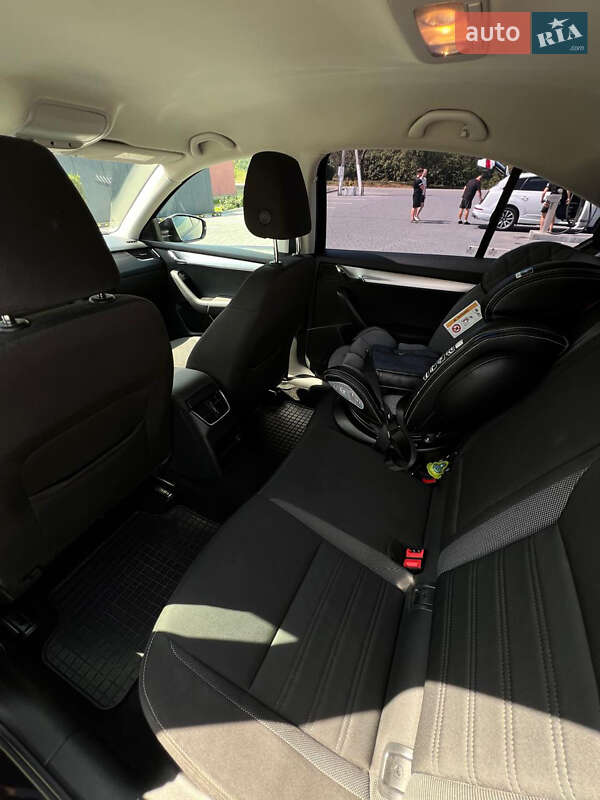 Лифтбек Skoda Octavia 2017 в Ужгороде фото 4 Лифтбек Skoda Octavia 2017 в Ужгороде