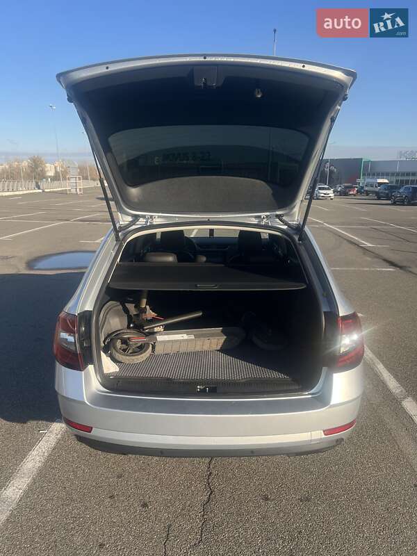 Універсал Skoda Octavia 2019 в Києві фото 12 Універсал Skoda Octavia 2019 в Києві