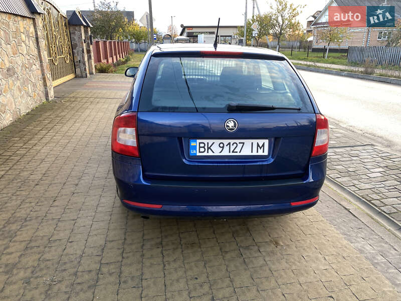 Универсал Skoda Octavia 2013 в Костополе