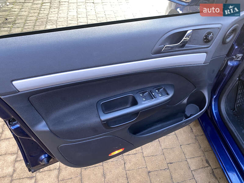 Универсал Skoda Octavia 2013 в Костополе