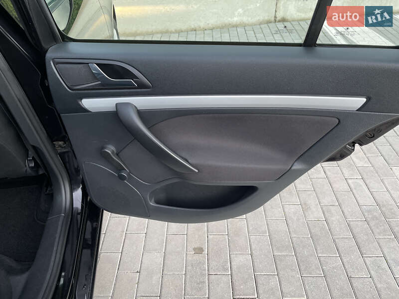 Универсал Skoda Octavia 2011 в Ровно фото 65 Универсал Skoda Octavia 2011 в Ровно