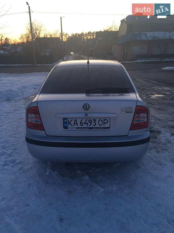 Лифтбек Skoda Octavia 2008 в Ирпене