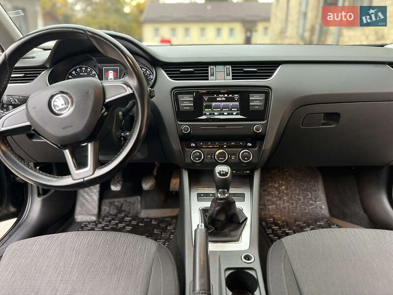 Универсал Skoda Octavia 2015 в Харькове