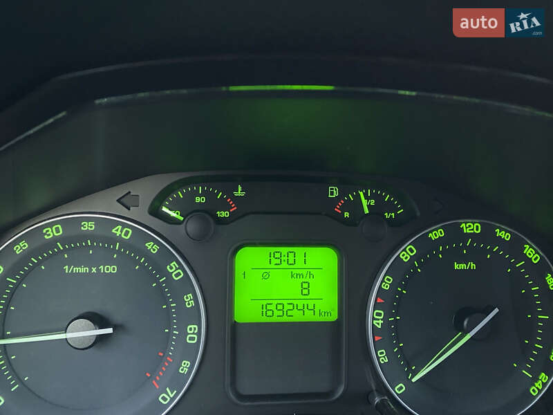 Лифтбек Skoda Octavia 2007 в Борщеве