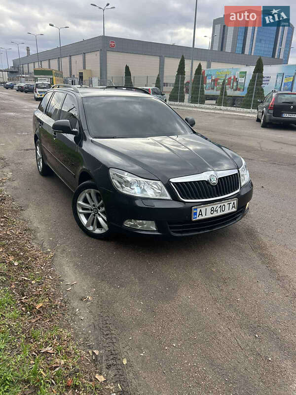 Универсал Skoda Octavia 2012 в Киеве фото 7 Универсал Skoda Octavia 2012 в Киеве