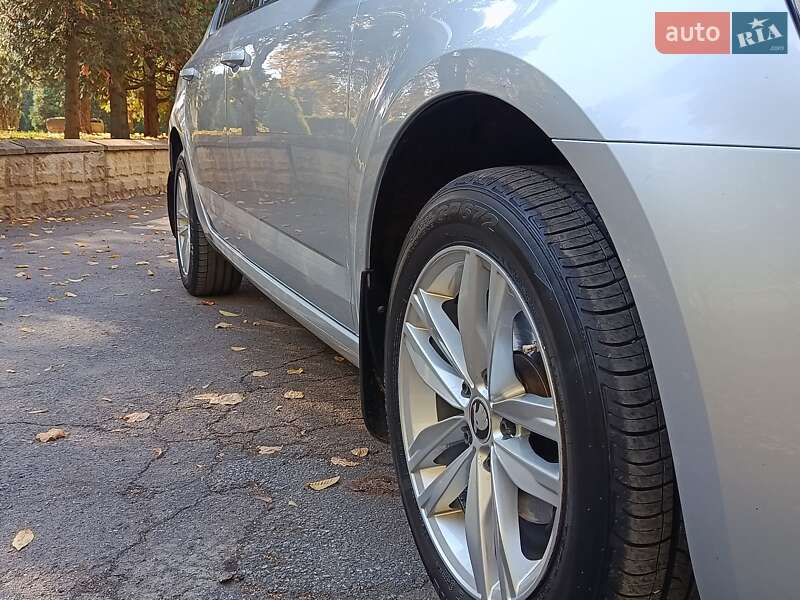 Лифтбек Skoda Octavia 2020 в Волочиске