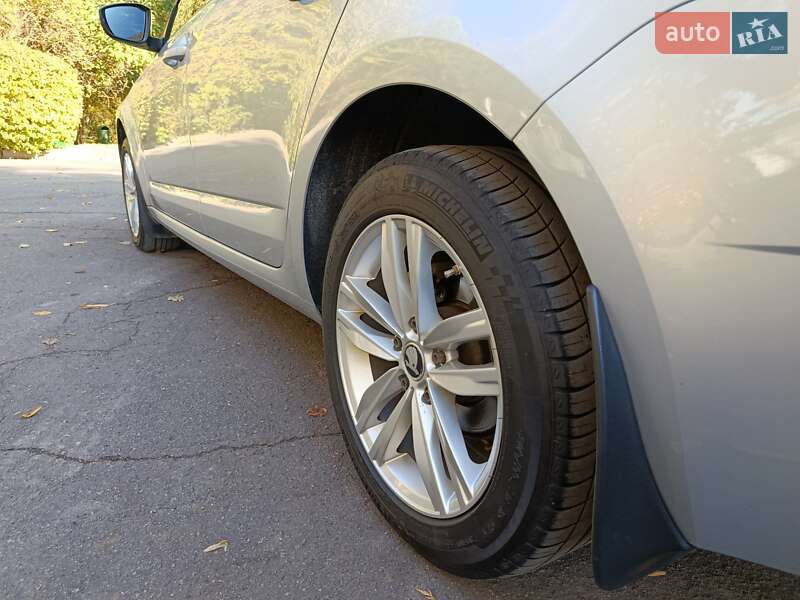 Лифтбек Skoda Octavia 2020 в Волочиске