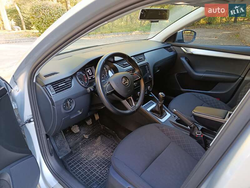 Лифтбек Skoda Octavia 2020 в Волочиске