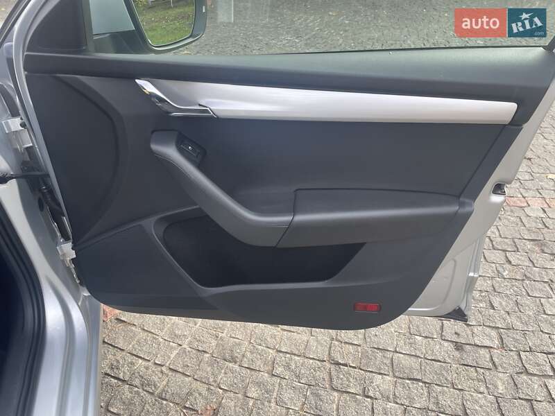 Універсал Skoda Octavia 2020 в Дніпрі