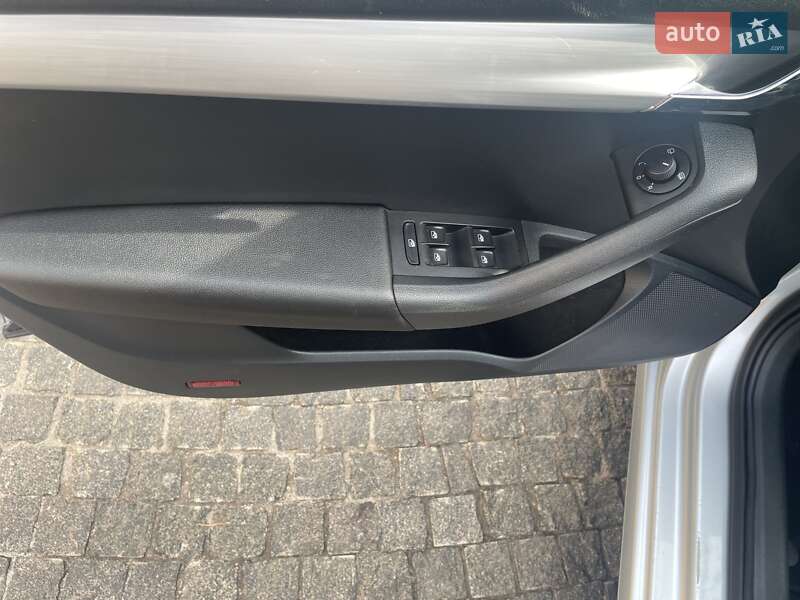 Універсал Skoda Octavia 2020 в Дніпрі