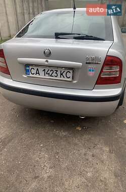 Лифтбек Skoda Octavia 2003 в Черкассах Лифтбек Skoda Octavia 2003 в Черкассах
