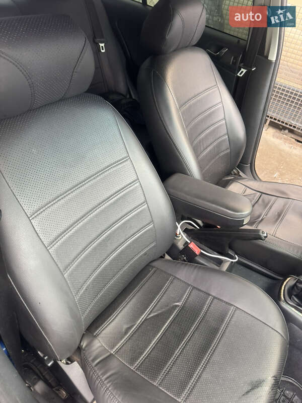 Лифтбек Skoda Octavia 2001 в Львове