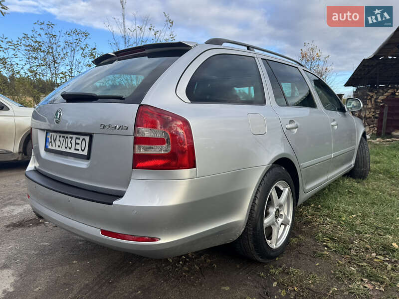 Универсал Skoda Octavia 2010 в Житомире