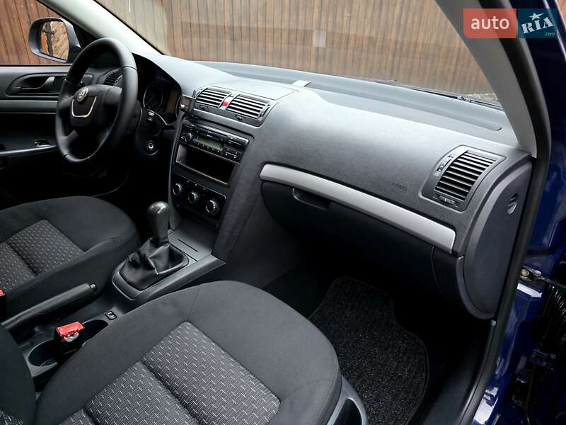 Лифтбек Skoda Octavia 2012 в Полтаве фото 48 Лифтбек Skoda Octavia 2012 в Полтаве