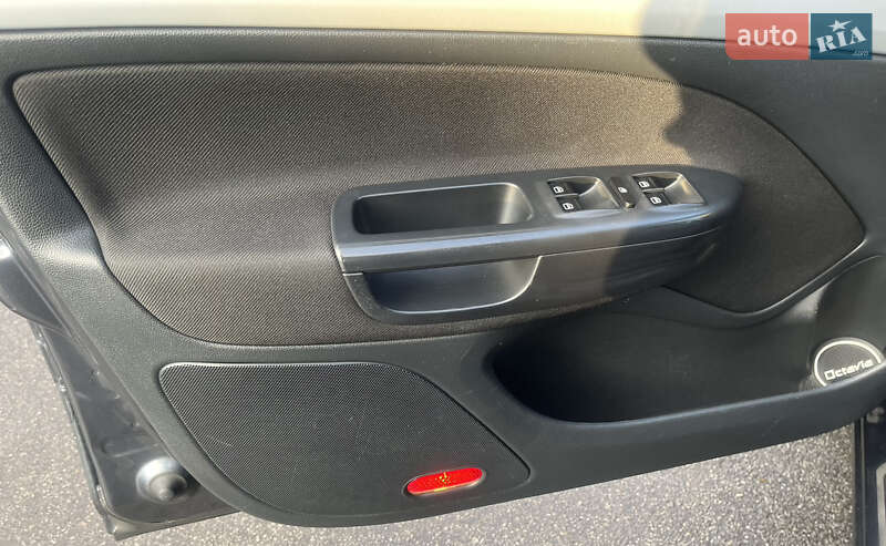 Лифтбек Skoda Octavia 2012 в Нежине