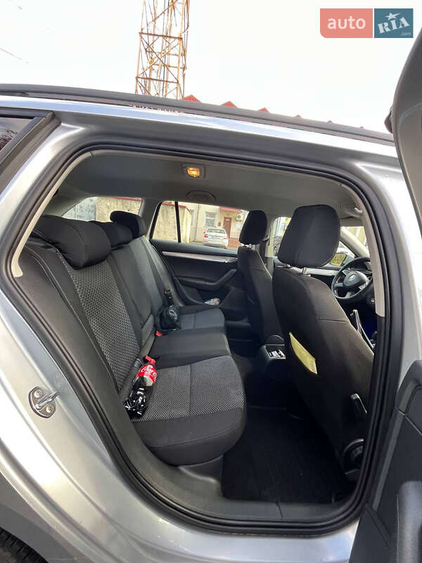 Универсал Skoda Octavia 2013 в Тернополе фото 5 Универсал Skoda Octavia 2013 в Тернополе