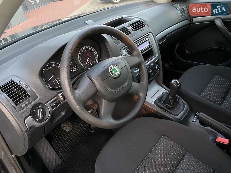 Универсал Skoda Octavia 2010 в Мукачево фото 38 Универсал Skoda Octavia 2010 в Мукачево
