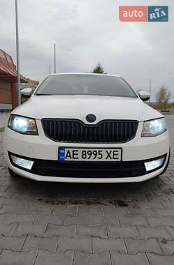 Лифтбек Skoda Octavia 2015 в Кривом Роге Лифтбек Skoda Octavia 2015 в Кривом Роге