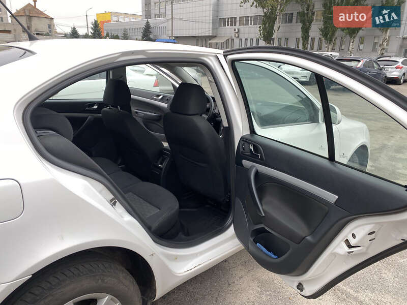 Лифтбек Skoda Octavia 2012 в Днепре фото 6 Лифтбек Skoda Octavia 2012 в Днепре