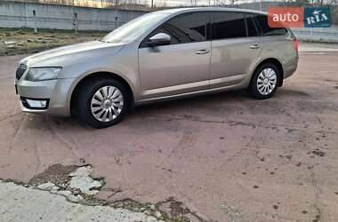 Універсал Skoda Octavia 2013 в Калуші