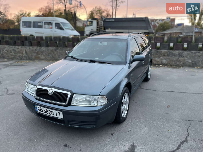Универсал Skoda Octavia 2004 в Виннице