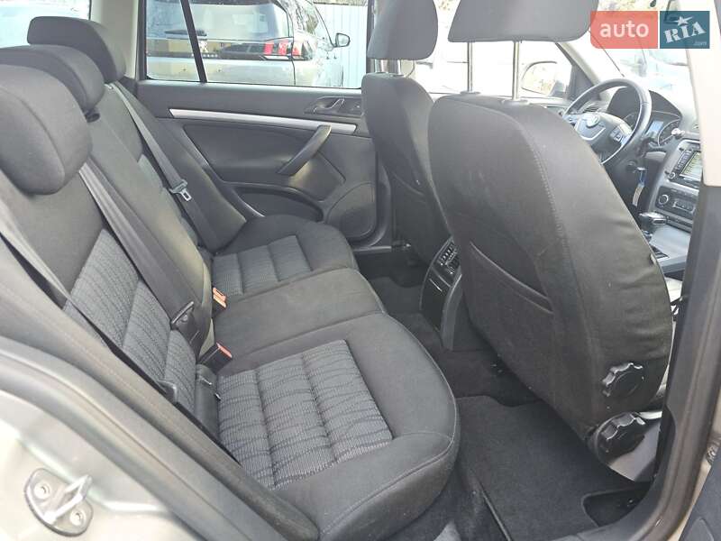 Универсал Skoda Octavia 2012 в Стрые