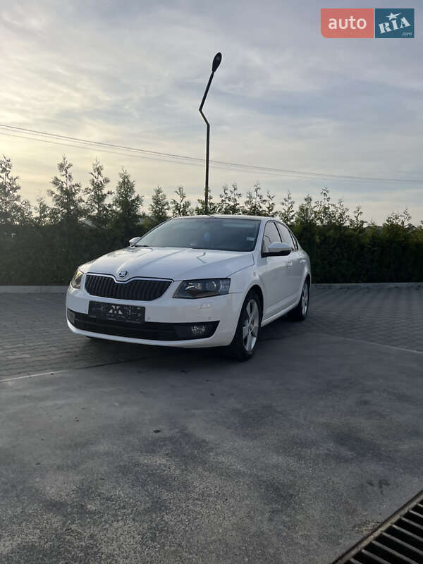 Лифтбек Skoda Octavia 2014 в Сельцо