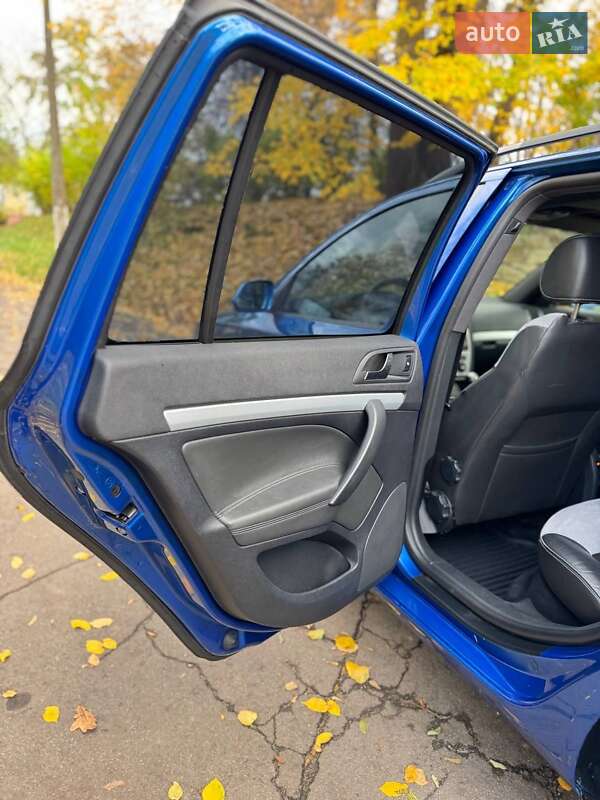 Універсал Skoda Octavia 2007 в Острозі