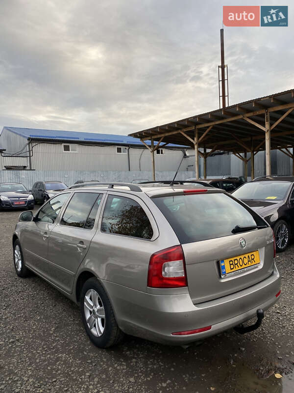 Универсал Skoda Octavia 2010 в Луцке фото 6 Универсал Skoda Octavia 2010 в Луцке