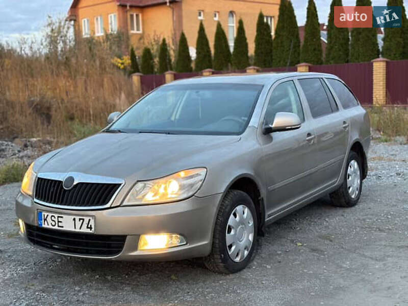 Универсал Skoda Octavia 2009 в Киеве фото 3 Универсал Skoda Octavia 2009 в Киеве
