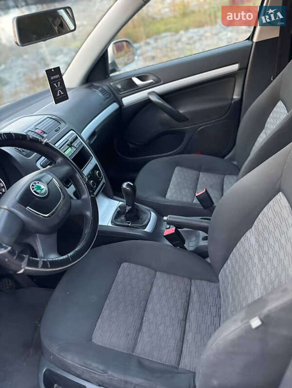 Универсал Skoda Octavia 2009 в Киеве фото 8 Универсал Skoda Octavia 2009 в Киеве