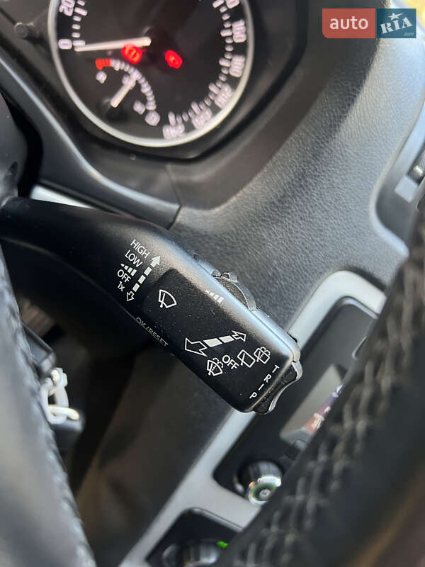 Универсал Skoda Octavia 2010 в Ровно фото 29 Универсал Skoda Octavia 2010 в Ровно