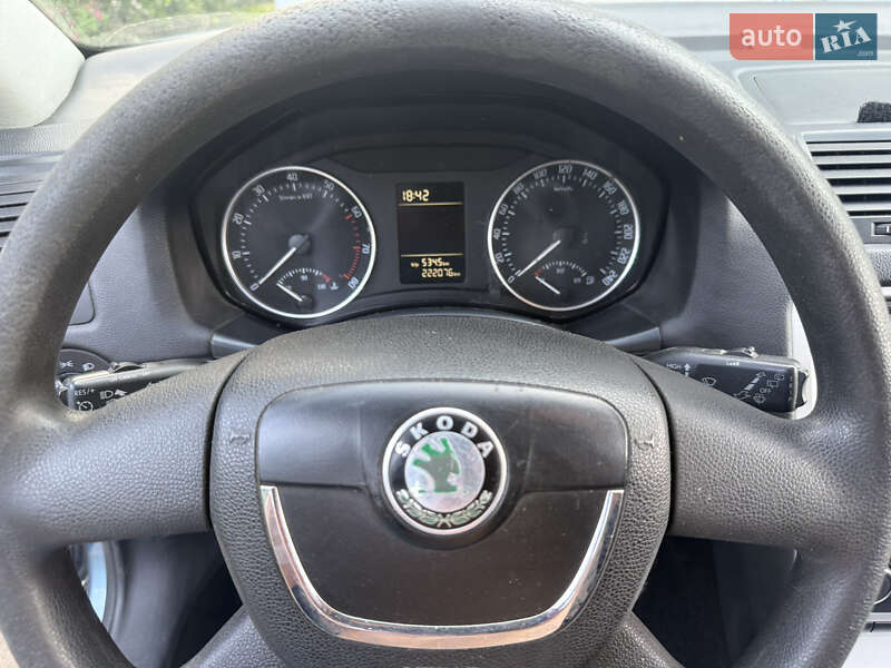 Универсал Skoda Octavia 2009 в Львове