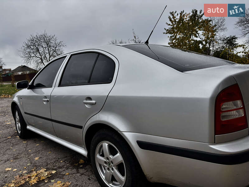 Лифтбек Skoda Octavia 2000 в Маньковке