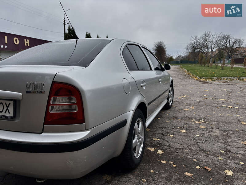 Лифтбек Skoda Octavia 2000 в Маньковке