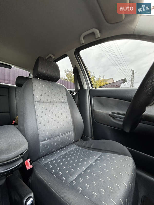 Лифтбек Skoda Octavia 2000 в Маньковке