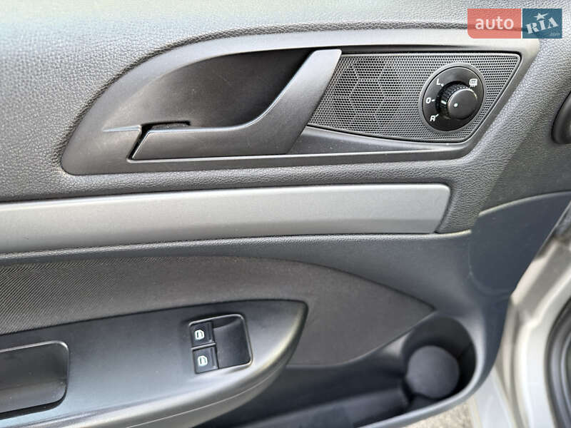 Универсал Skoda Octavia 2010 в Киеве фото 17 Универсал Skoda Octavia 2010 в Киеве